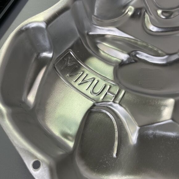 Wilton Winnie the Pooh Cake Pan Honey Pot Vintage Bear 1995 Disney Cartoon Baby - Picture 8 of 9